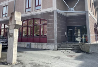 Buran bibliotek må holdes åpent